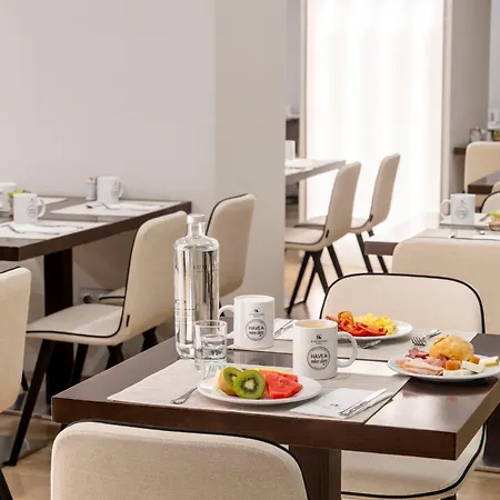Szálloda Eurostars Lucentum 4*